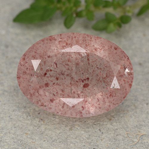 4.88ct Natürlicher Erdiges Rosa Erdbeerquarz, Oval, Lichtdurchlässig