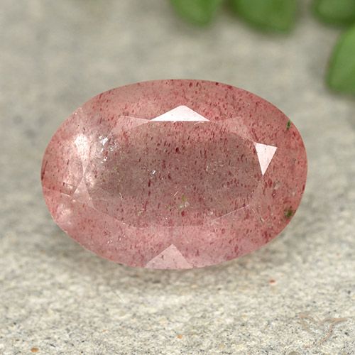 5.75ct Natürlicher Mittel-Hellrosa Erdbeerquarz, Oval, Lichtdurchlässig