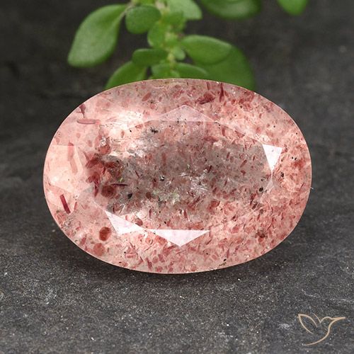 5.79ct Natürlicher Himbeerrosa Erdbeerquarz, Oval, Lichtdurchlässig