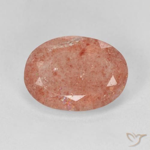 4.70ct Natürlicher hellrosa Erdbeerquarz, Oval, Lichtdurchlässig