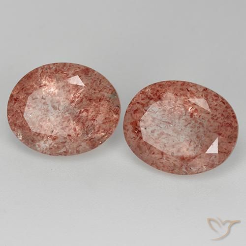 6.93 ct natürliche Mittelrosa Erdbeerquarz-Edelsteine, Oval, Transparent