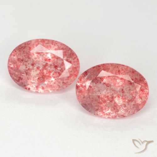 2.33ctw Natürlicher Rosenholz Rosa Erdbeerquarz, Oval, Lichtdurchlässig