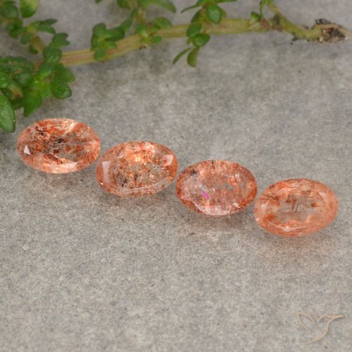 2.33ctw Natürlicher Grapefruit-Orange Sonnenstein, Oval, Lichtdurchlässig