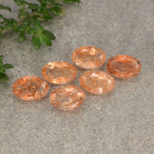 2.27ctw Natürlicher Warmes Orange Sonnenstein, Oval, Lichtdurchlässig