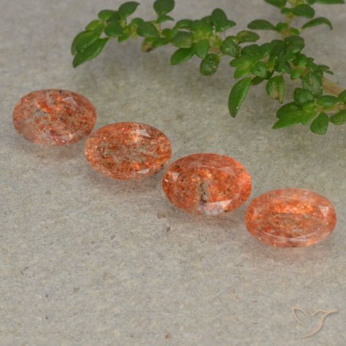2.20ctw Natürlicher Mittelorange Sonnenstein, Oval, Lichtdurchlässig