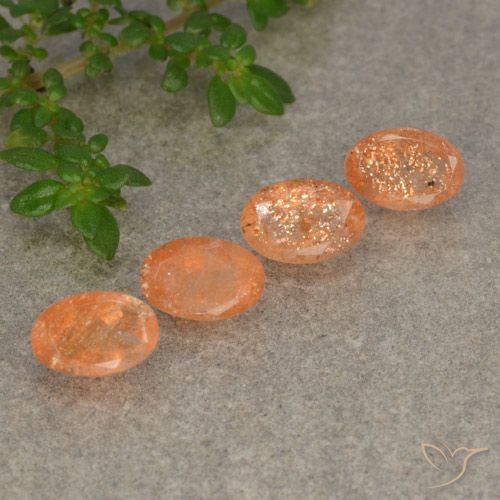 2.25ctw Natürlicher Mittelorange Sonnenstein, Oval, Lichtdurchlässig