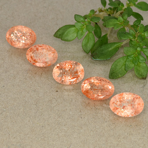 4.57 ct natürliche Ingwer-Orange Sonnenstein-Edelsteine, Oval Schliff, Lichtdurchlässig