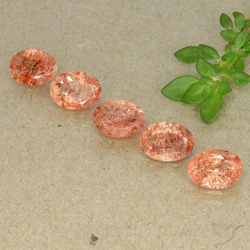 3.73ctw Natürlicher Mittel-Hellorange Sonnenstein, Oval, Lichtdurchlässig