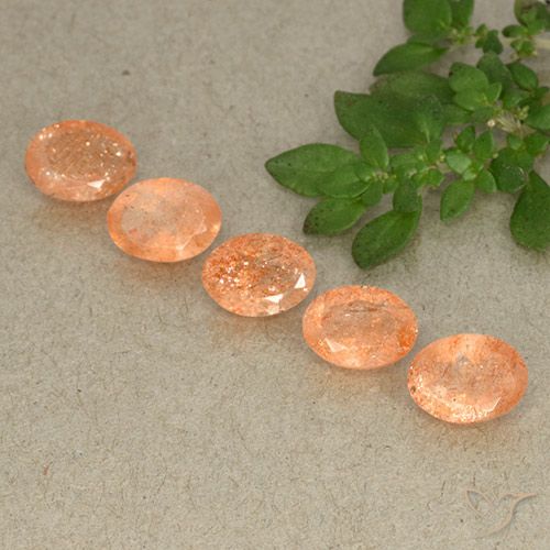 3.75ctw Natürlicher Mittel-Hellorange Sonnenstein, Oval, Lichtdurchlässig