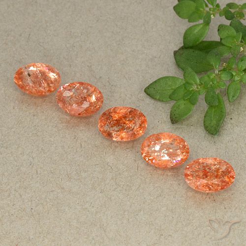 3.17ctw Natürlicher Mittelorange Sonnenstein, Oval, Lichtdurchlässig
