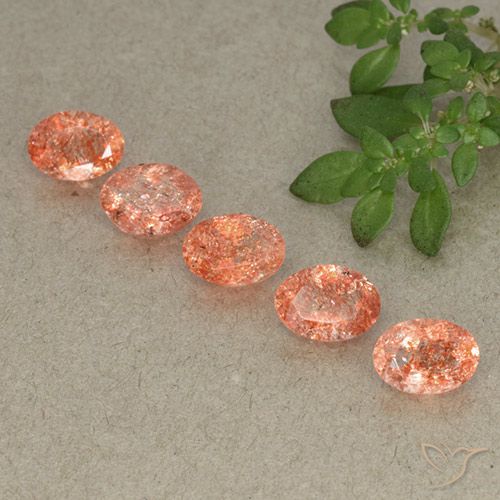 4.00ctw Natürlicher Mittelorange Sonnenstein, Oval, Lichtdurchlässig