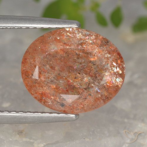 3.81ct Natürlicher rötlich-orange Sonnenstein, Oval, Lichtdurchlässig