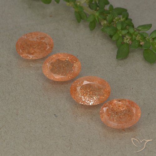 3.69ctw Natürlicher Mittelorange Sonnenstein, Oval, Lichtdurchlässig