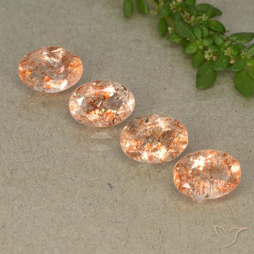 3.25ctw Natürlicher hellorange Sonnenstein, Oval, Lichtdurchlässig
