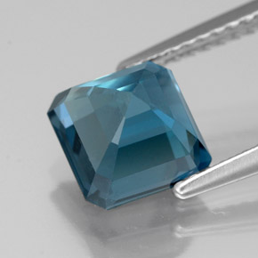 2,62 ctw natürlicher blauer Topas, Smaragdschliff, VVS