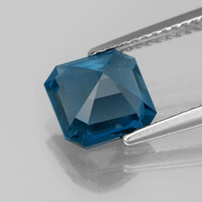 2,41 ctw natürlicher blauer Topas, Smaragdschliff, VVS