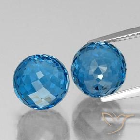 11.44ctw Natürlicher Swiss Blue Topas, Kugel / Ball, VS