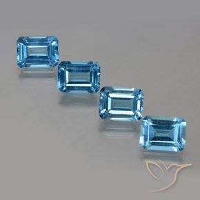 7.65ctw Natürlicher Swiss Blue Topas, Smaragdschliff, VS