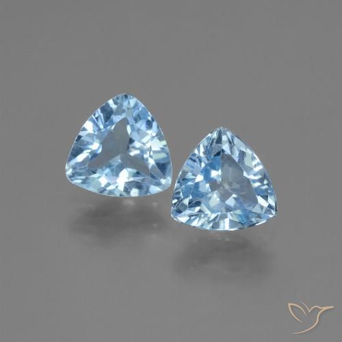 2.56ctw Natürlicher Himmerlblau Topas, Trillion, VS, Photo A