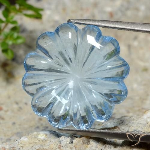 12.02ct Natürlicher Himmerlblau Topas, Blumen-Schliff, Transparent