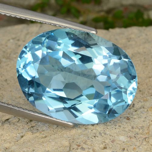 21.79ct Natürlicher Swiss Blue Topas, Oval, VVS