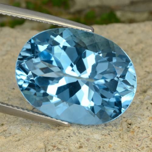 22.63ct Natürlicher Swiss Blue Topas, Oval, VVS