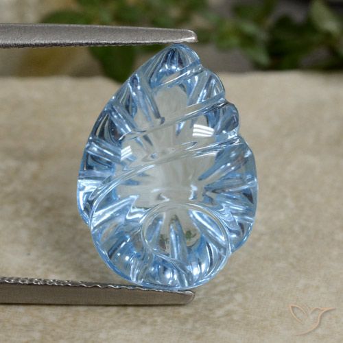 9.03ct Natürlicher Swiss Blue Topas, Blumen-Schliff, Transparent
