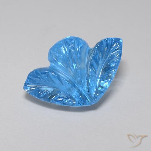 5.50ct Natürlicher Swiss Blue Topas, Blumen-Schliff, Transparent
