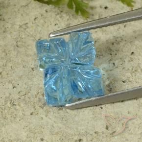 9,17 ctw natürlicher Swiss Blue Topas, Blumen-Schliff, Transparent