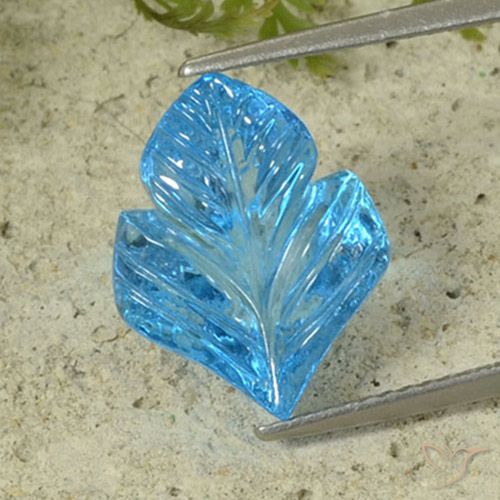 7.69ct Natürlicher Swiss Blue Topas, Blumen-Schliff, Transparent