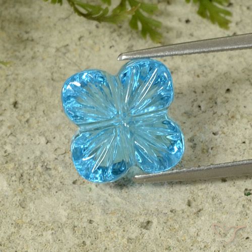 8.41ct Natürlicher Swiss Blue Topas, Blumen-Schliff, Transparent
