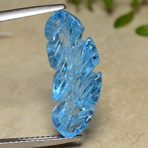 9.82ct Natürlicher Swiss Blue Topas, Blumen-Schliff, Transparent