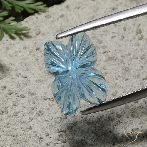 5.72ct Natürlicher Swiss Blue Topas, Blumen-Schliff, Transparent
