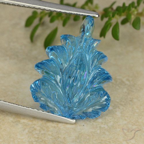 12.05ct Natürlicher Swiss Blue Topas, Blumen-Schliff, Transparent