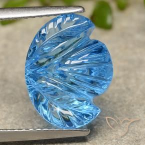 9,17 ctw natürlicher Swiss Blue Topas, Blumen-Schliff, Transparent