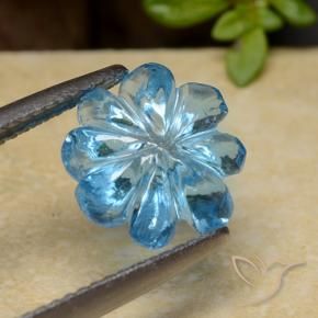 9,17 ctw natürlicher Swiss Blue Topas, Blumen-Schliff, Transparent