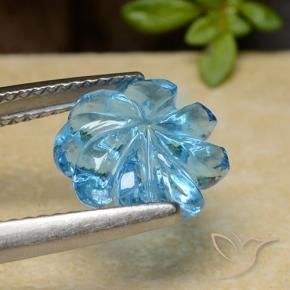 9,17 ctw natürlicher Swiss Blue Topas, Blumen-Schliff, Transparent