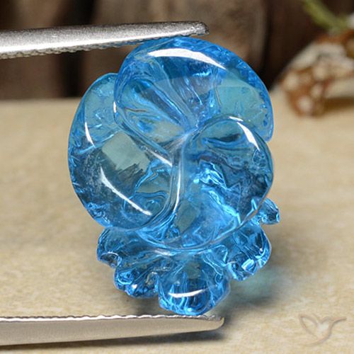 12.28ct Natürlicher Swiss Blue Topas, Blumen-Schliff, Transparent