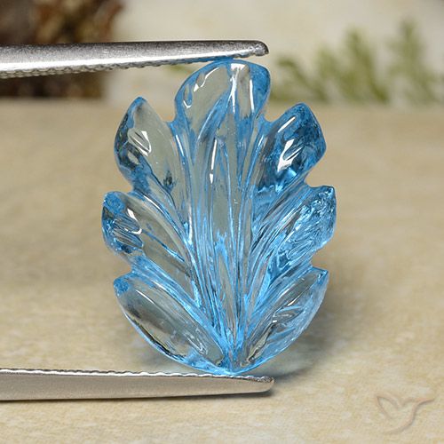 10.13ct Natürlicher Swiss Blue Topas, Blumen-Schliff, Transparent