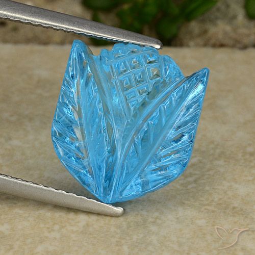 8.41ct Natürlicher Swiss Blue Topas, Blumen-Schliff, Transparent