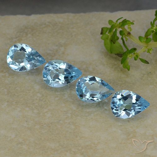 2.92ctw Natürlicher Swiss Blue Topas, Birnenform, VVS-VS, Photo A