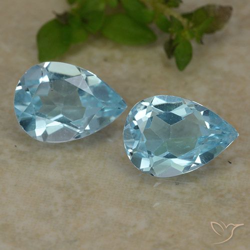 1.60ctw Natürlicher Himmerlblau Topas, Birnenform, VVS-VS