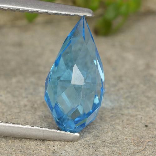 2.66ct Natürlicher Swiss Blue Topas, Briolette, VS