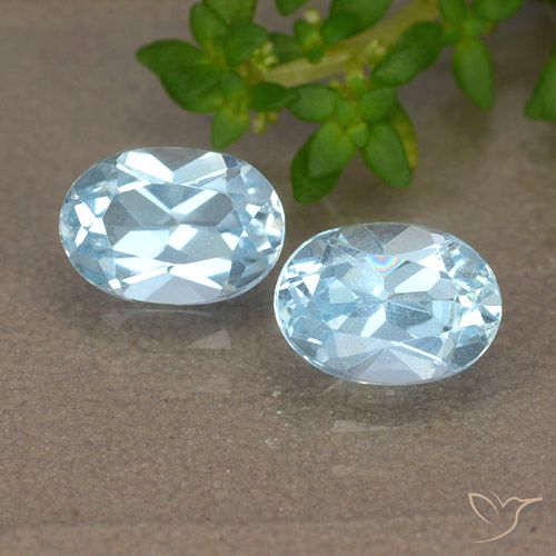 2.04ctw Natürlicher Himmerlblau Topas, Oval, VVS-VS
