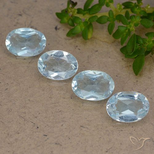 3.43ctw Natürlicher Himmerlblau Topas, Oval, VVS-VS