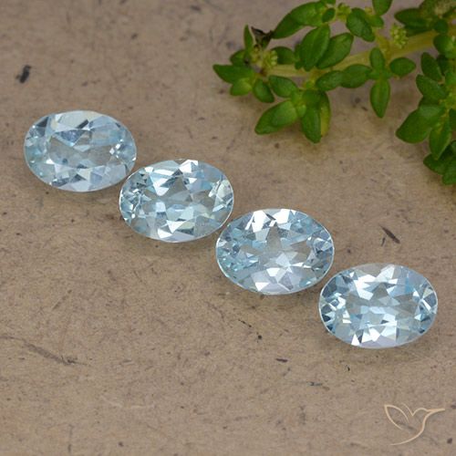 3.51ctw Natürlicher Himmerlblau Topas, Oval, VVS-VS