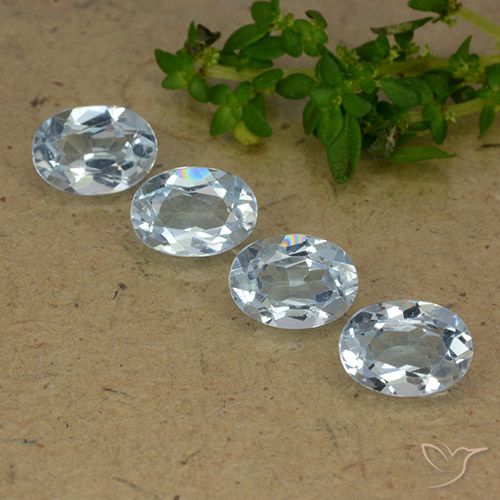 3.77ctw Natürlicher Himmerlblau Topas, Oval, VVS-VS