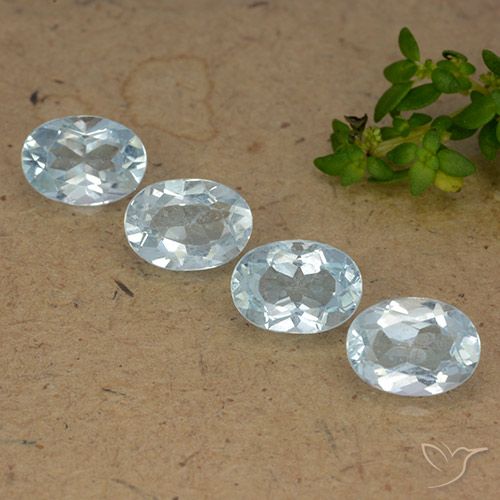 3.96ctw Natürlicher Himmerlblau Topas, Oval, VVS-VS