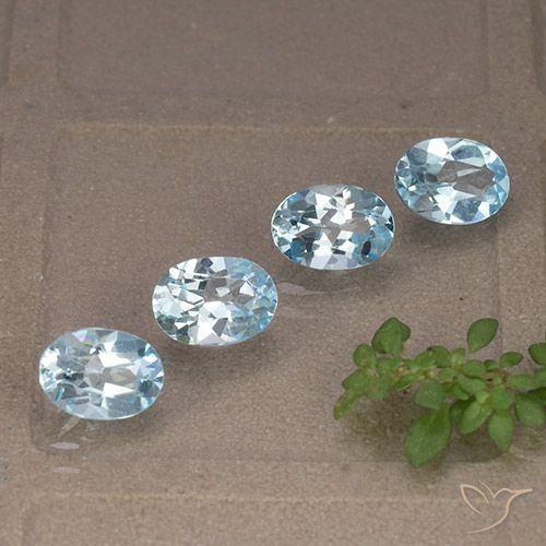 3.71ctw Natürlicher Himmerlblau Topas, Oval, VVS-VS