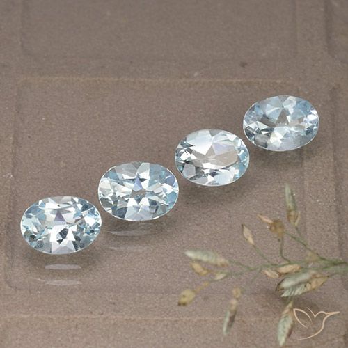 3.59ctw Natürlicher Himmerlblau Topas, Oval, VVS-VS